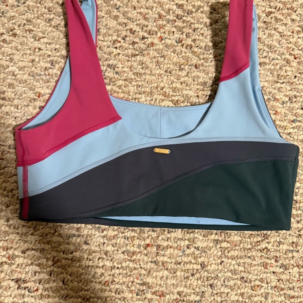 L*Space New Heights Sports Bra Top- Size Large - Picture 5 of 10